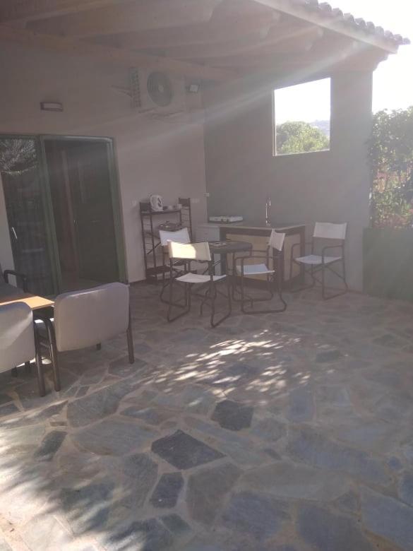Εξοχική Κατοικία Με Κήπο Στην Άβυθο, Αιγίου Rodhodhafni Bagian luar foto